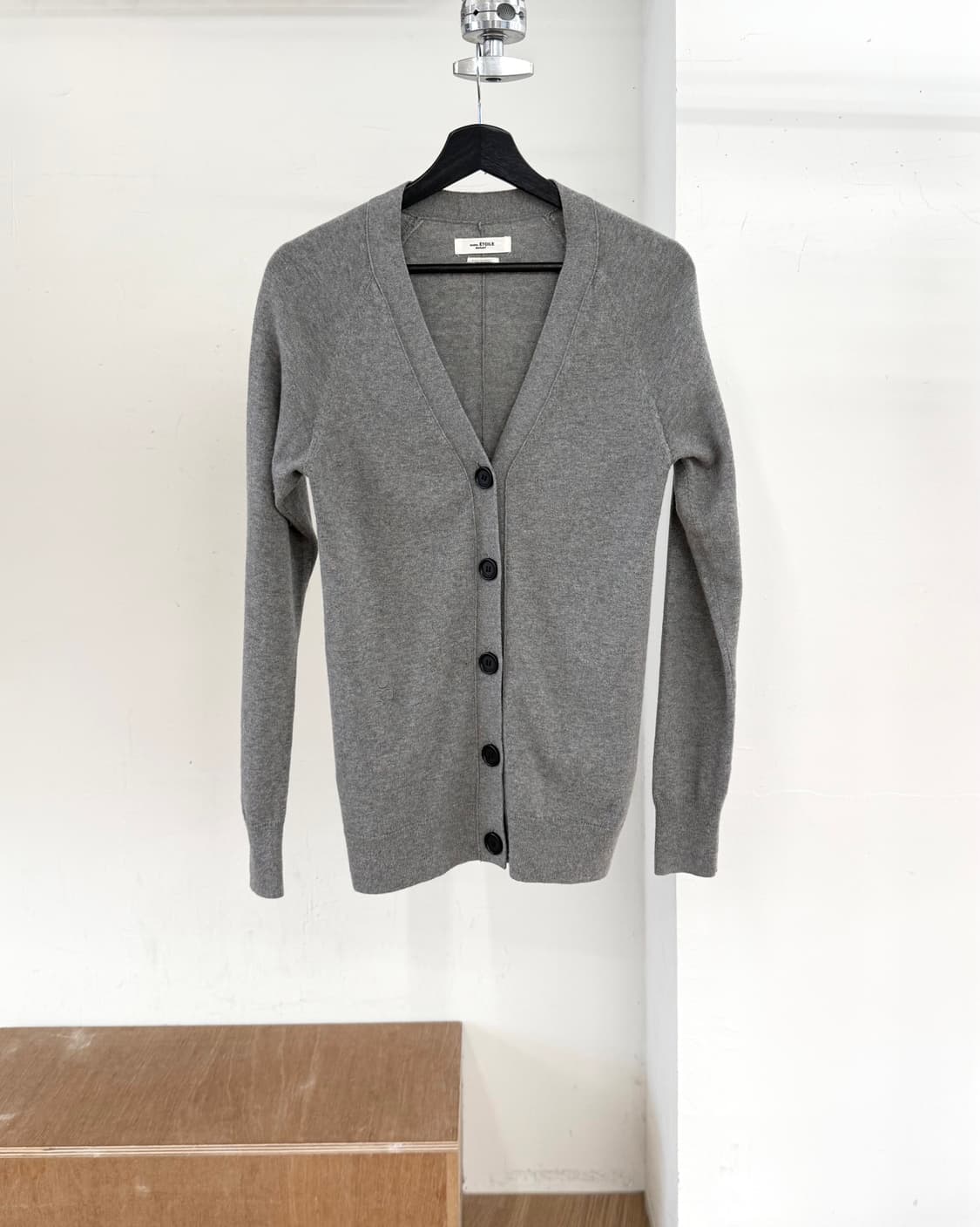 이자벨 마랑 에뚜왈 그레이 브이넥 니트 가디건 상품이미지1