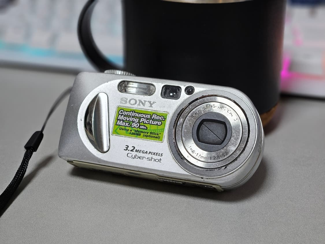 소니 사이버샷 P8 뉴진스 혜인 디카 상품이미지2