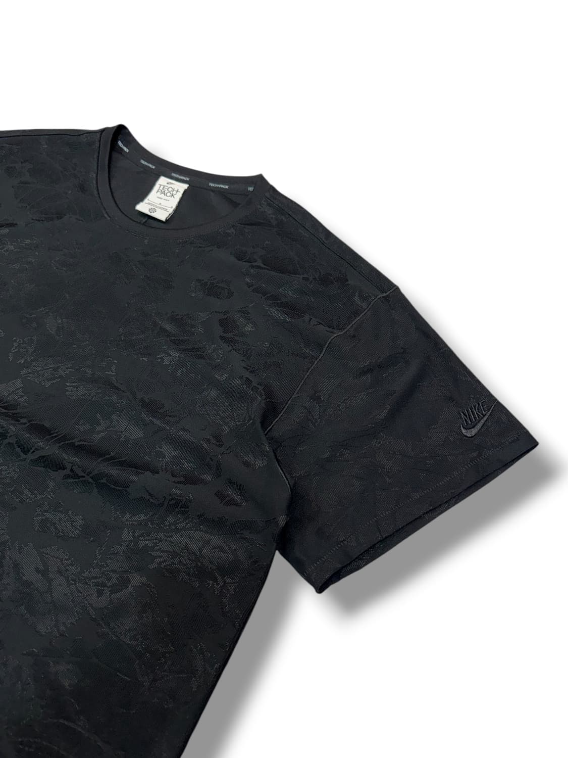 나이키 드라이핏 테크팩 플로럴 티셔츠 (L)  상품이미지2