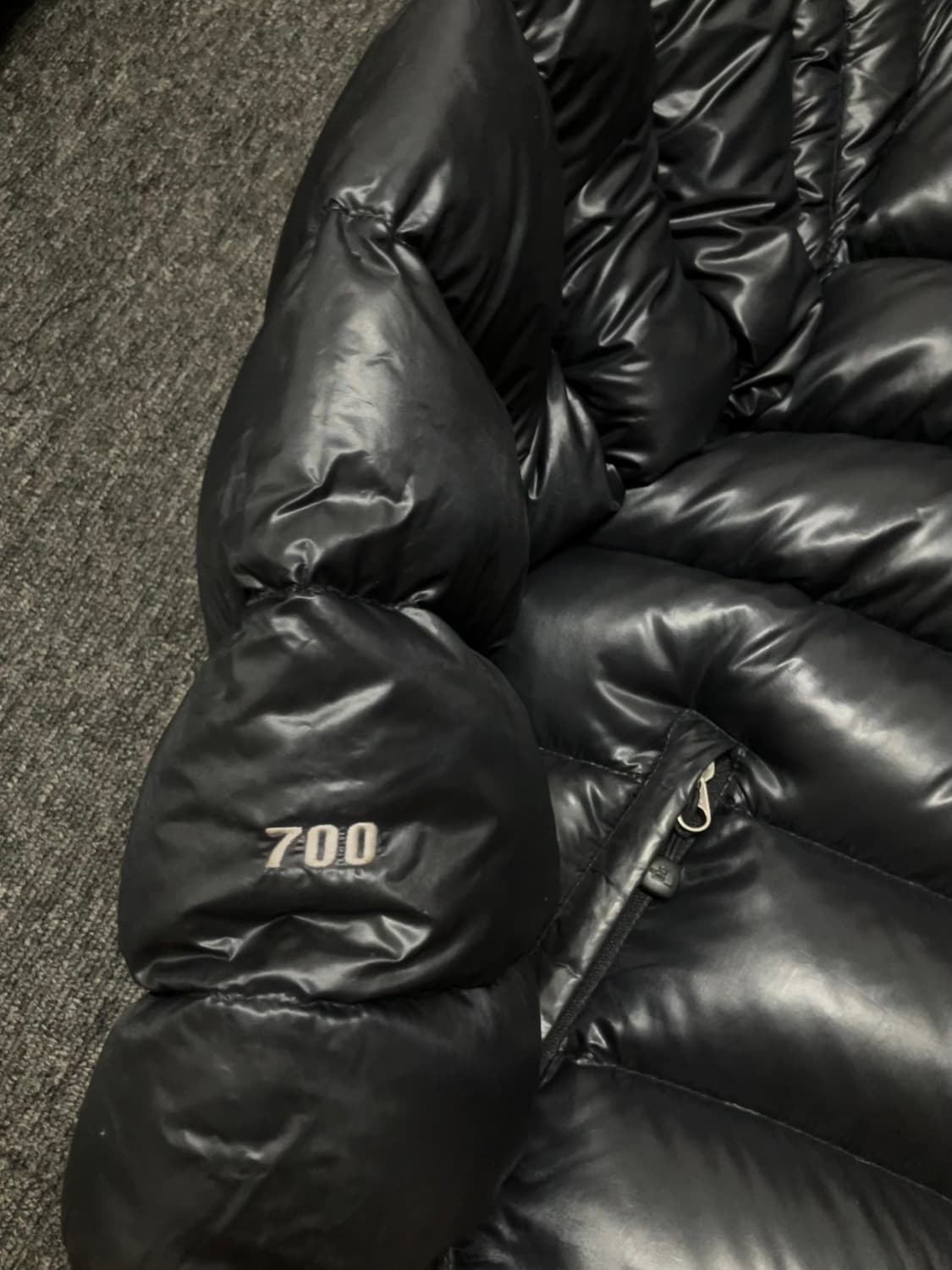 노스페이스 메트로 700 눕시 패딩 블랙 상품이미지2