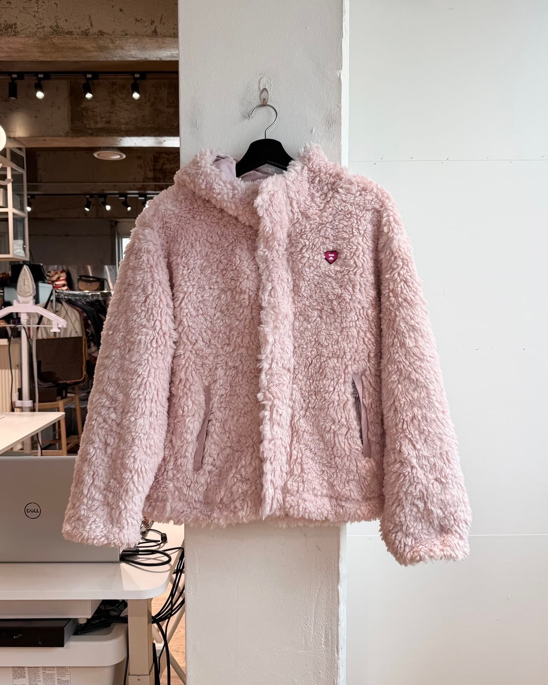 에이프 핑크 셰르파 후디 자켓  상품이미지2