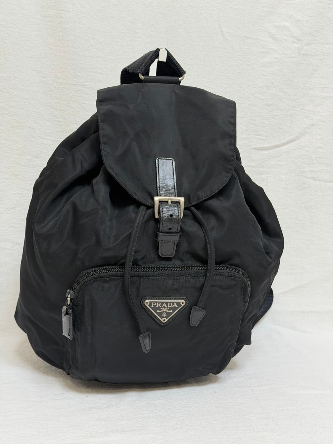 정품 프라다 포코노 나일론 원포켓 백팩 미디움 블랙 상품이미지8
