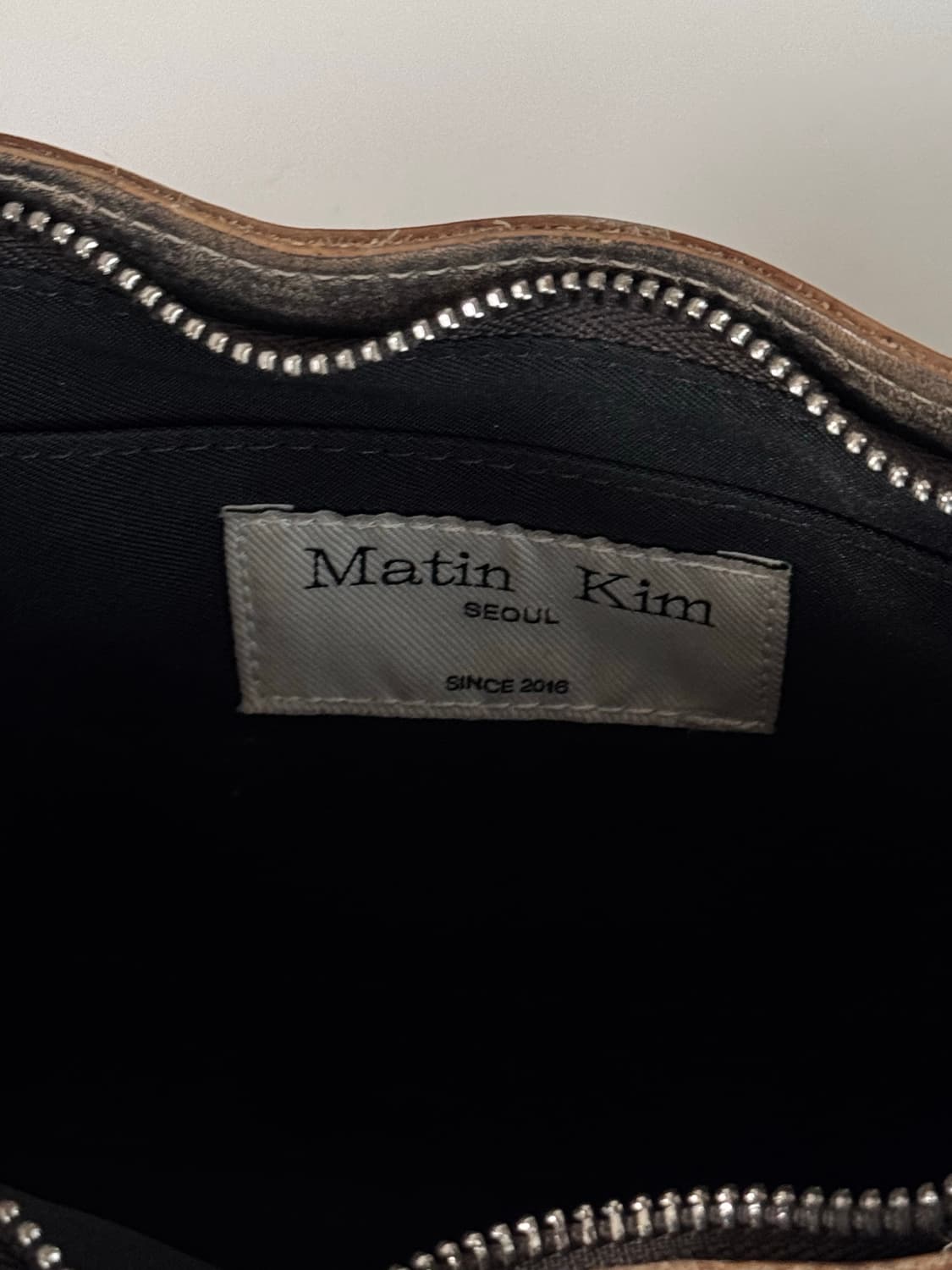 Matin kim zipper leather bag 상품이미지4