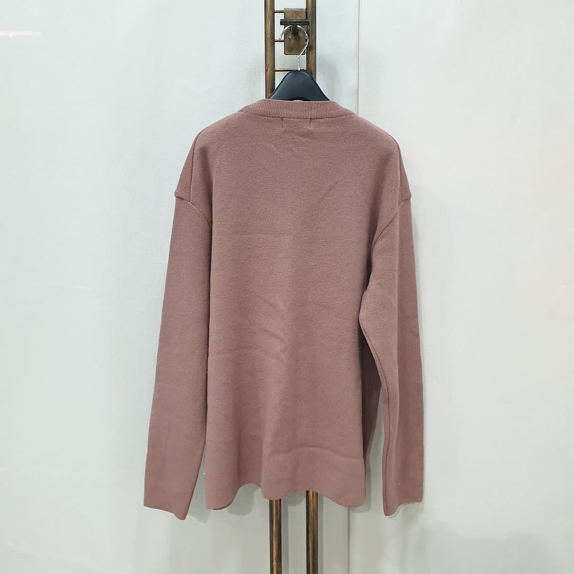 브랜디드 브샤 울 니트 XL

 상품이미지4