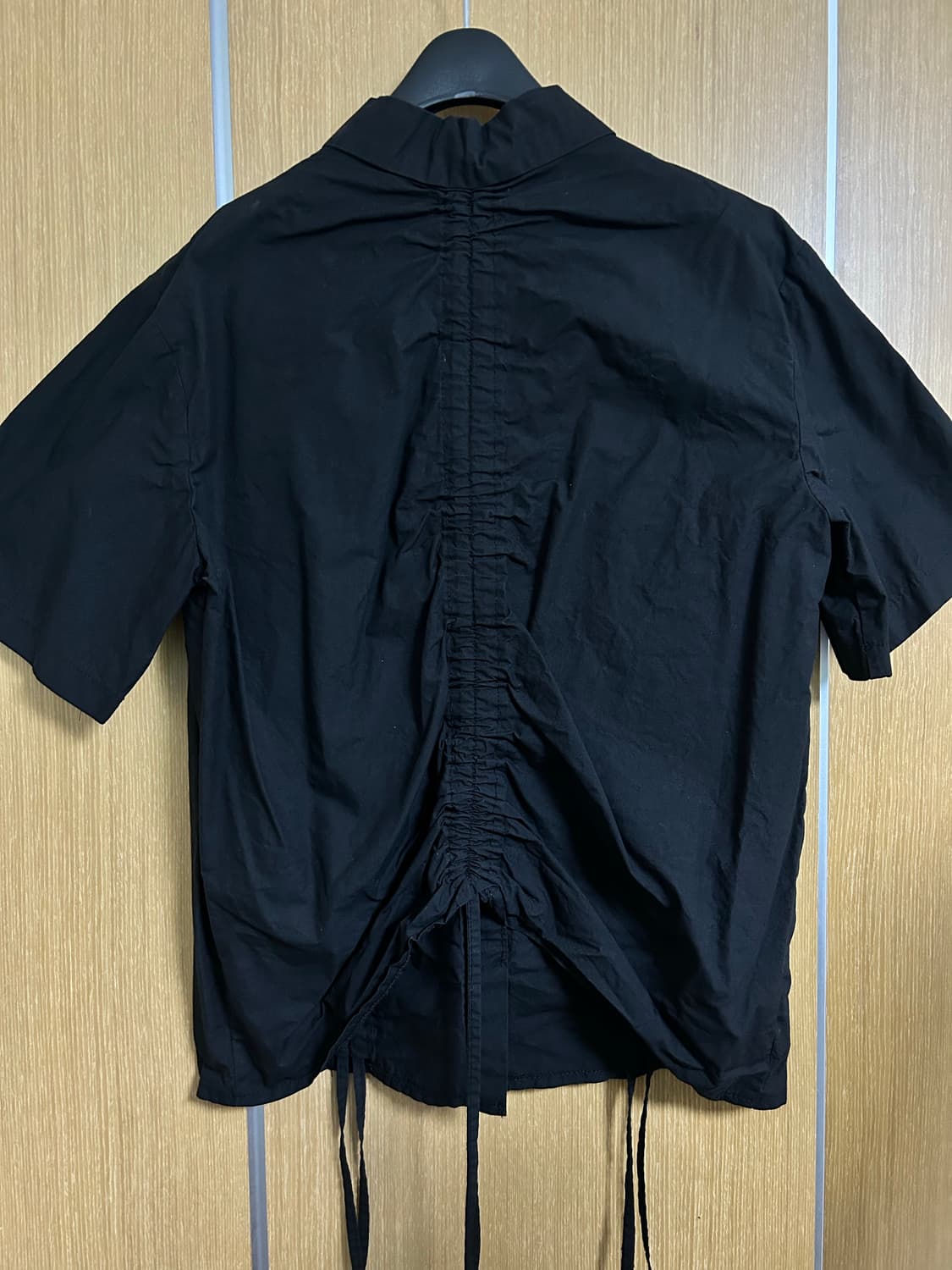 블랙 셔링셔츠 상품이미지2