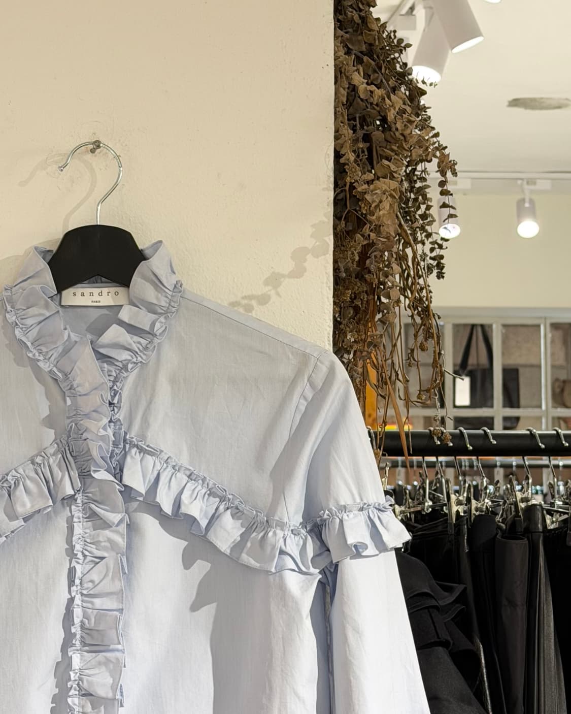 산드로 블루 러플 디테일 셔츠 상품이미지3