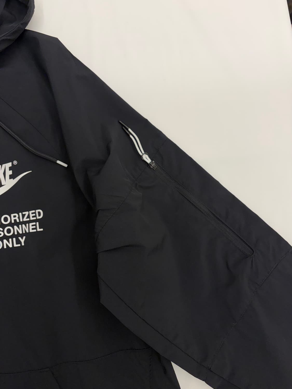 [M] 나이키 우븐 언라인드 아노락 블랙 상품이미지5