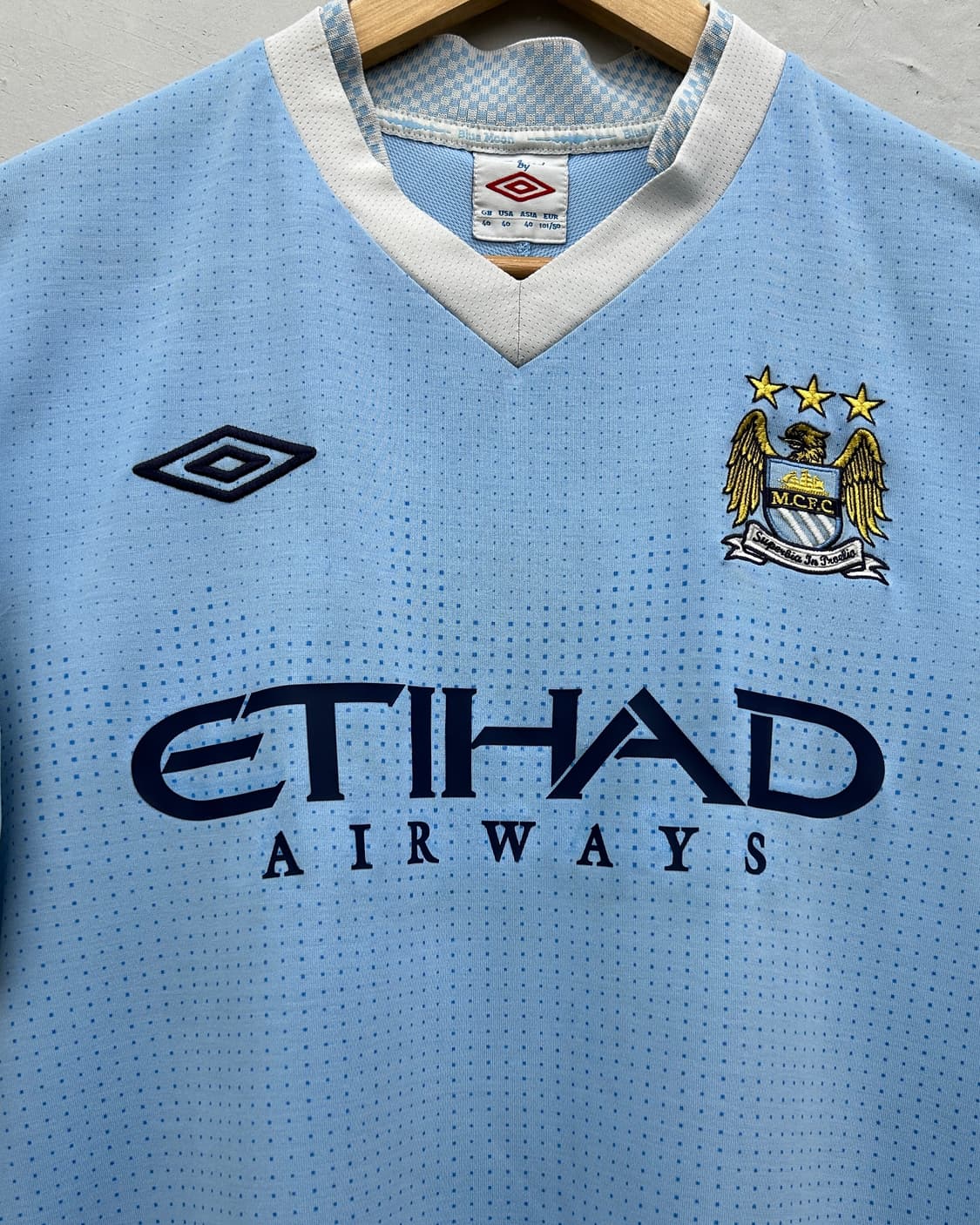  엄브로 11-12 맨체스터 시티 홈 리그킷마리오 발로텔리 상품이미지6