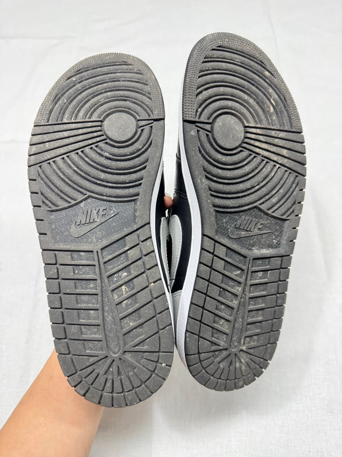 조던 1 레트로 로우 OG 쉐도우 / 285사이즈 / 5회미만 착용 상품이미지7