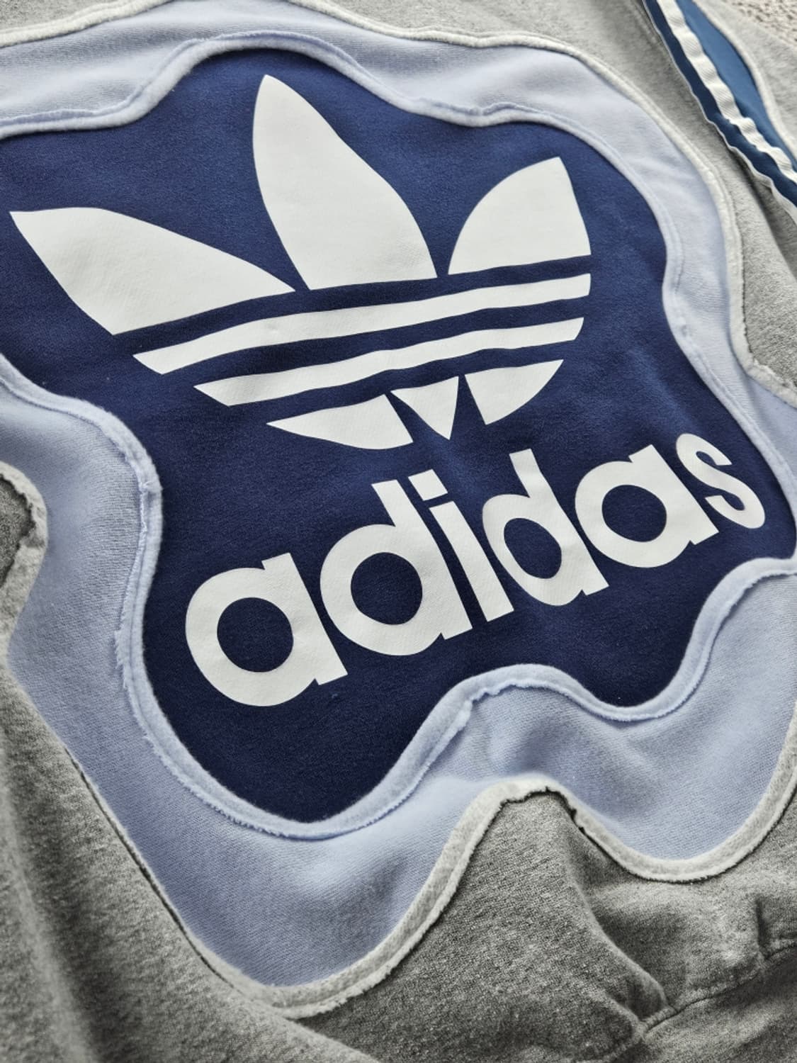 아디다스 X 길단 아플리케 커스텀 스웻 맨투맨 ( L )/ 10993 상품이미지10