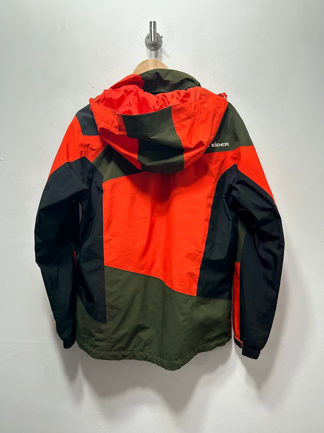 아이더 등산복 기능성 바람막이 자켓 XL  상품이미지2