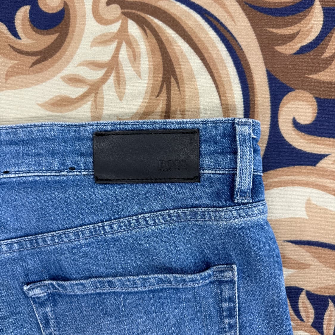 (33)휴고보스 HUGOBOSS MAINE 워싱 데님팬츠 상품이미지5
