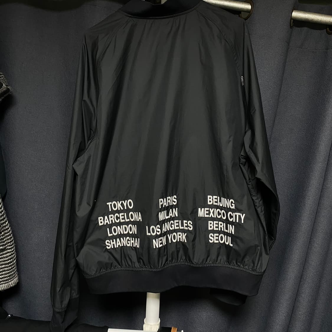 나이키 월드투어 우븐 자켓 XXL 상품이미지3