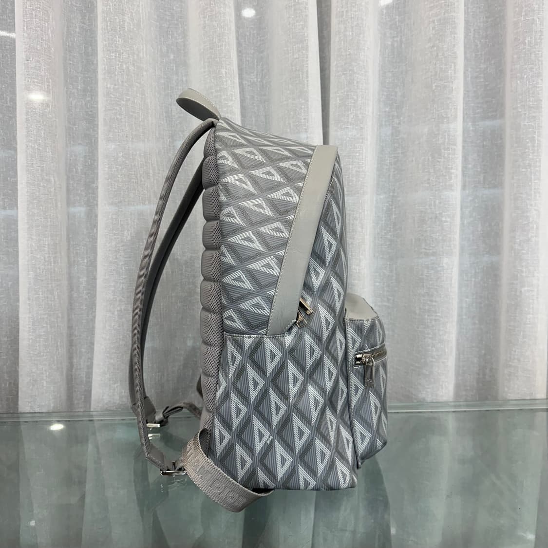 디올 CD다이아몬드 라이더 백팩 상품이미지3