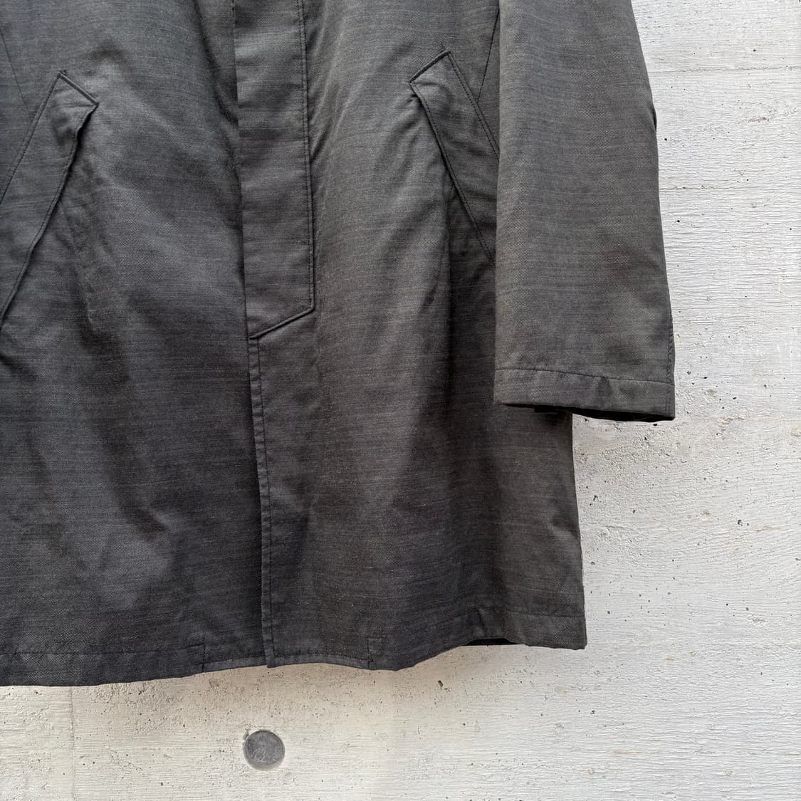 씨피컴퍼니 글로시 다크 올리브 맥코트 상품이미지3