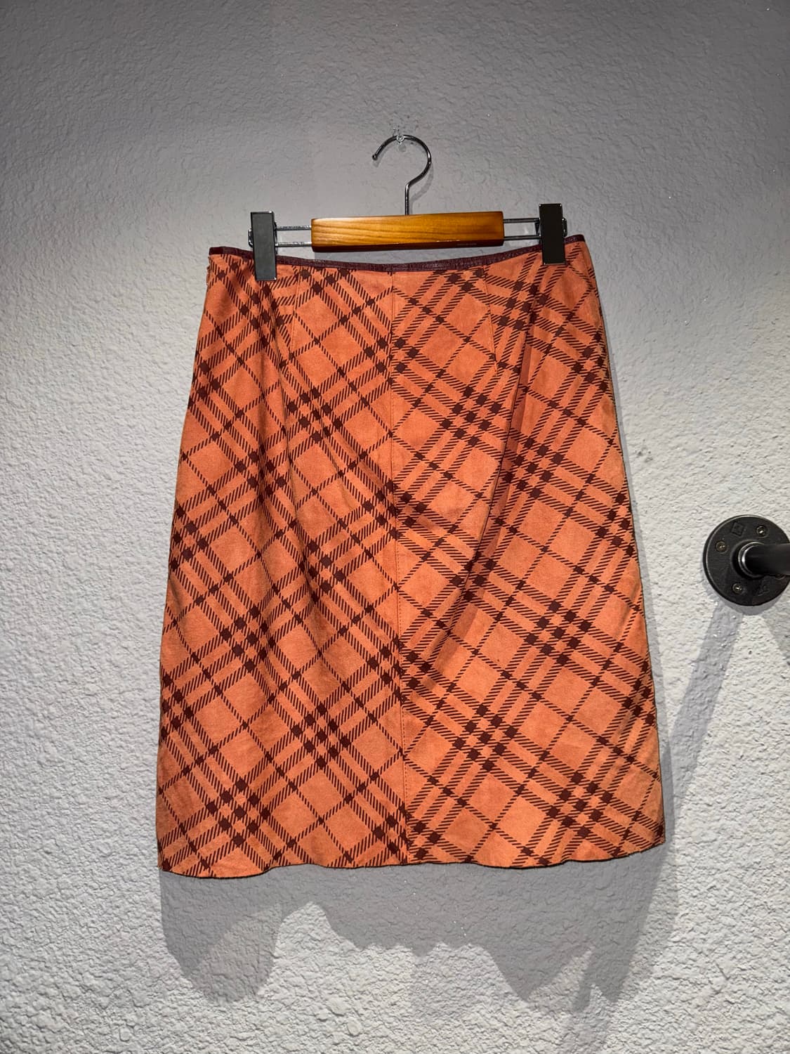 버버리 노바체크 스웨이드 스커트  상품이미지6