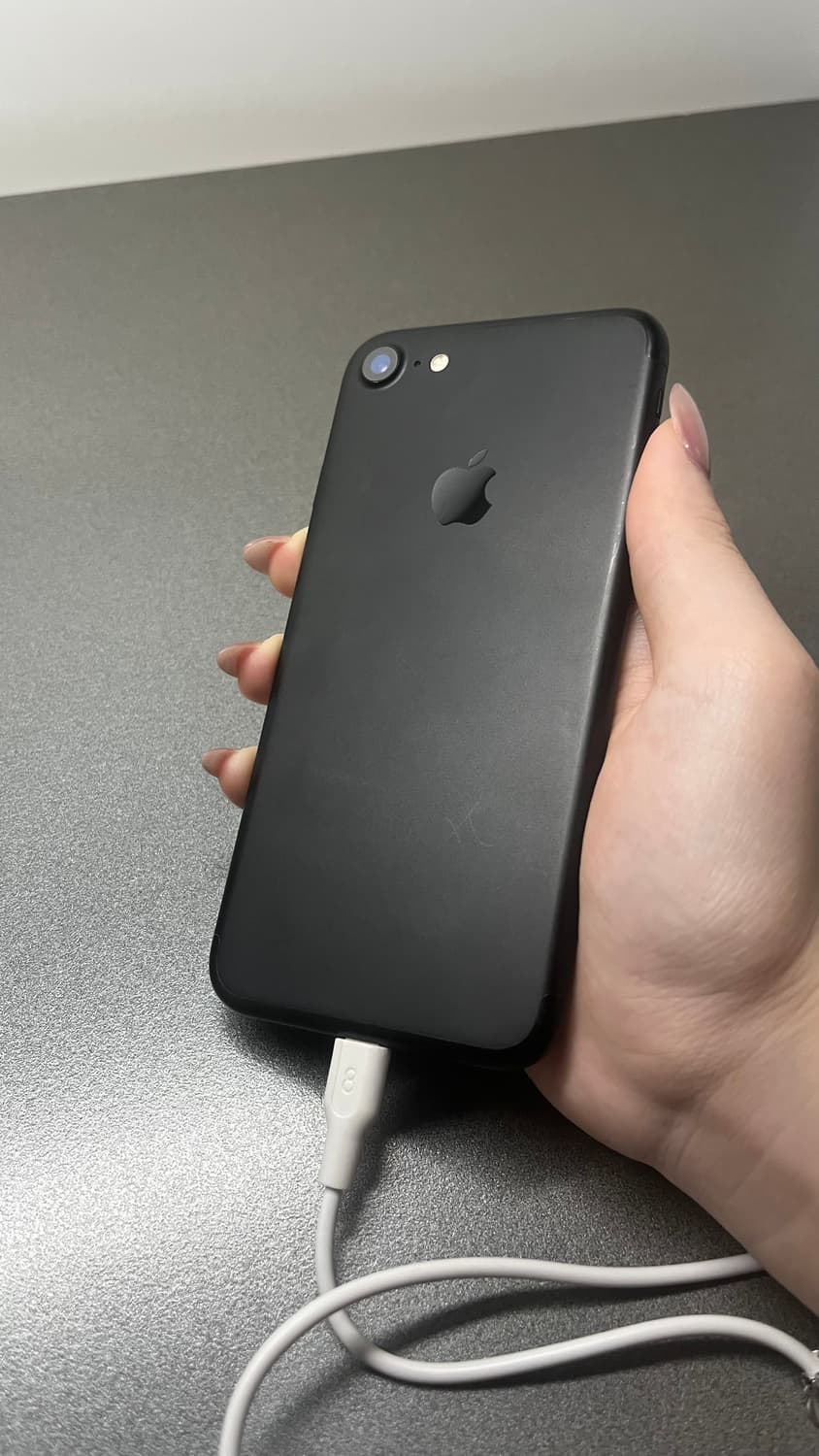 아이폰7 블랙 상품이미지2