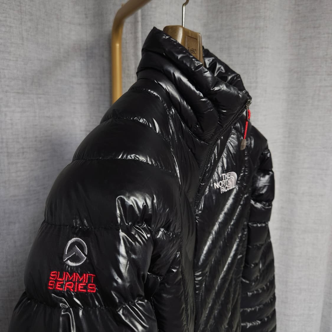 S ) 노스페이스 여성 서밋 시리즈 필파워 800 구스 경량 패딩 상품이미지3