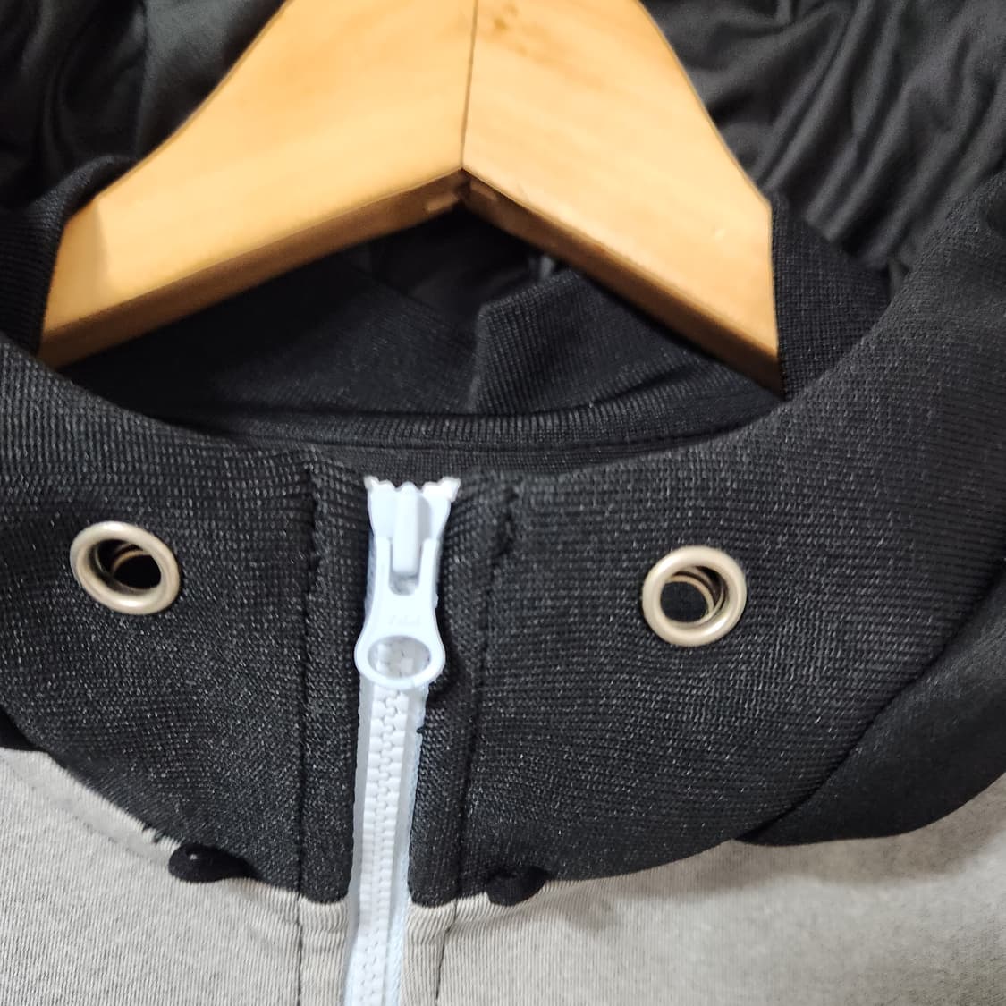 H333 [90] 헤지스 골프 후드 집업
 상품이미지3