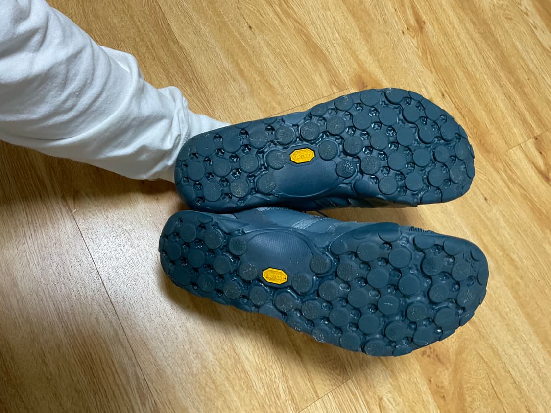 이세이미야케 x 뉴발란스  mt100 285 상품이미지3