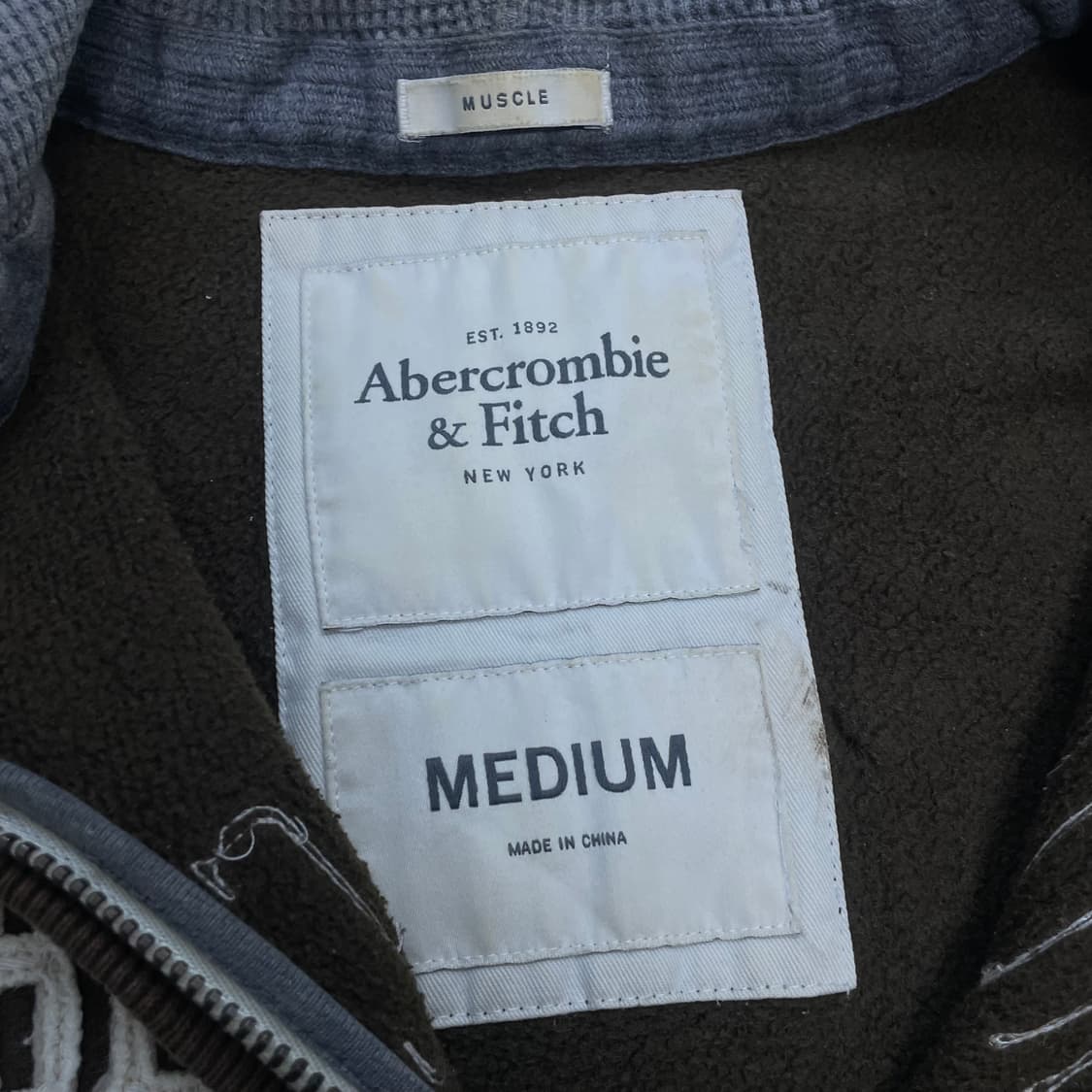 아베크롬비 스펠 로고 후드집업 브라운 상품이미지4