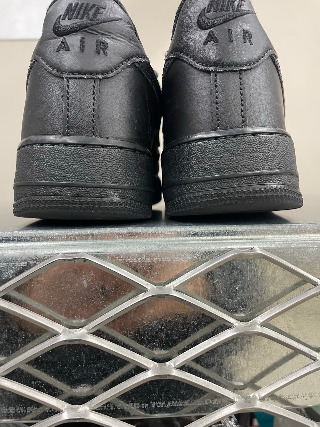 나이키 에어포스1 블랙 275  상품이미지10