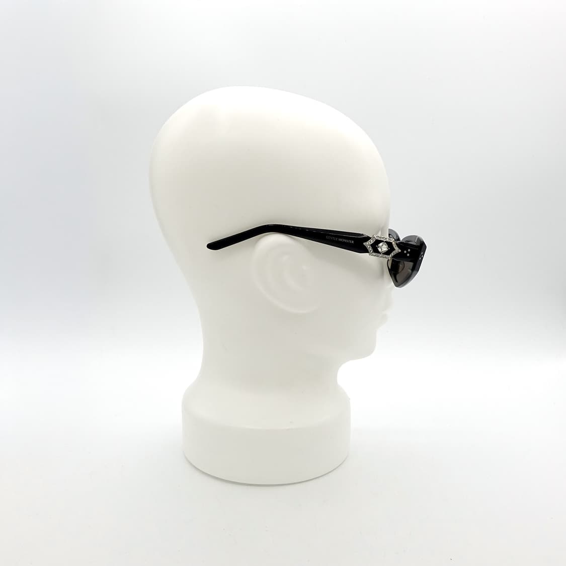 GENTLEMONSTER RUVYVAN 젠틀몬스터 루비반 01 선글라스 상품이미지10