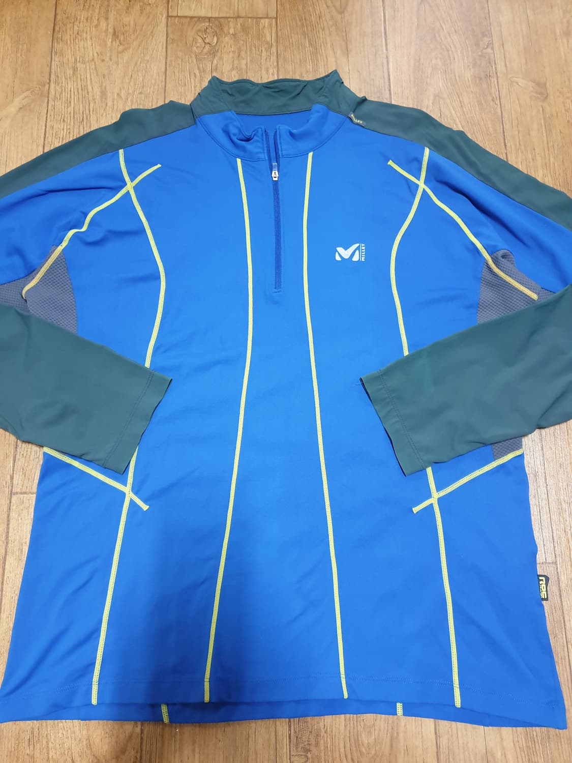 1018 밀레 아웃도어 반집업 110 사이즈입니다 상품이미지2