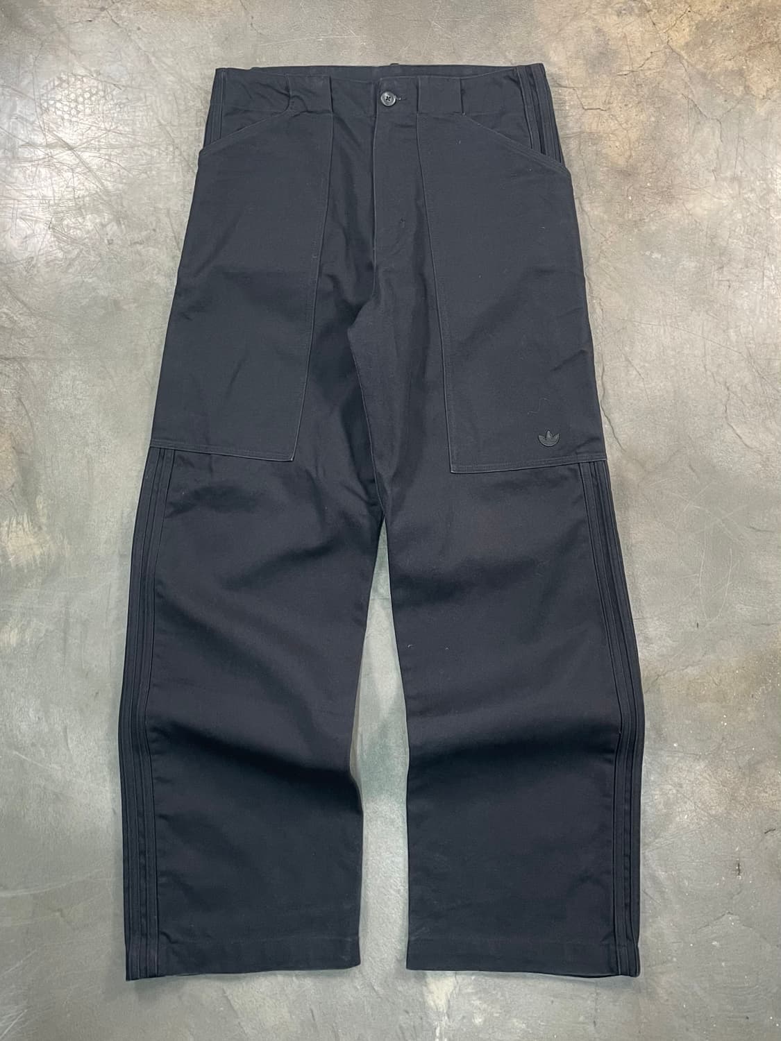 아디다스 프리미엄 에센셜 데님 카펜터 팬츠 상품이미지3