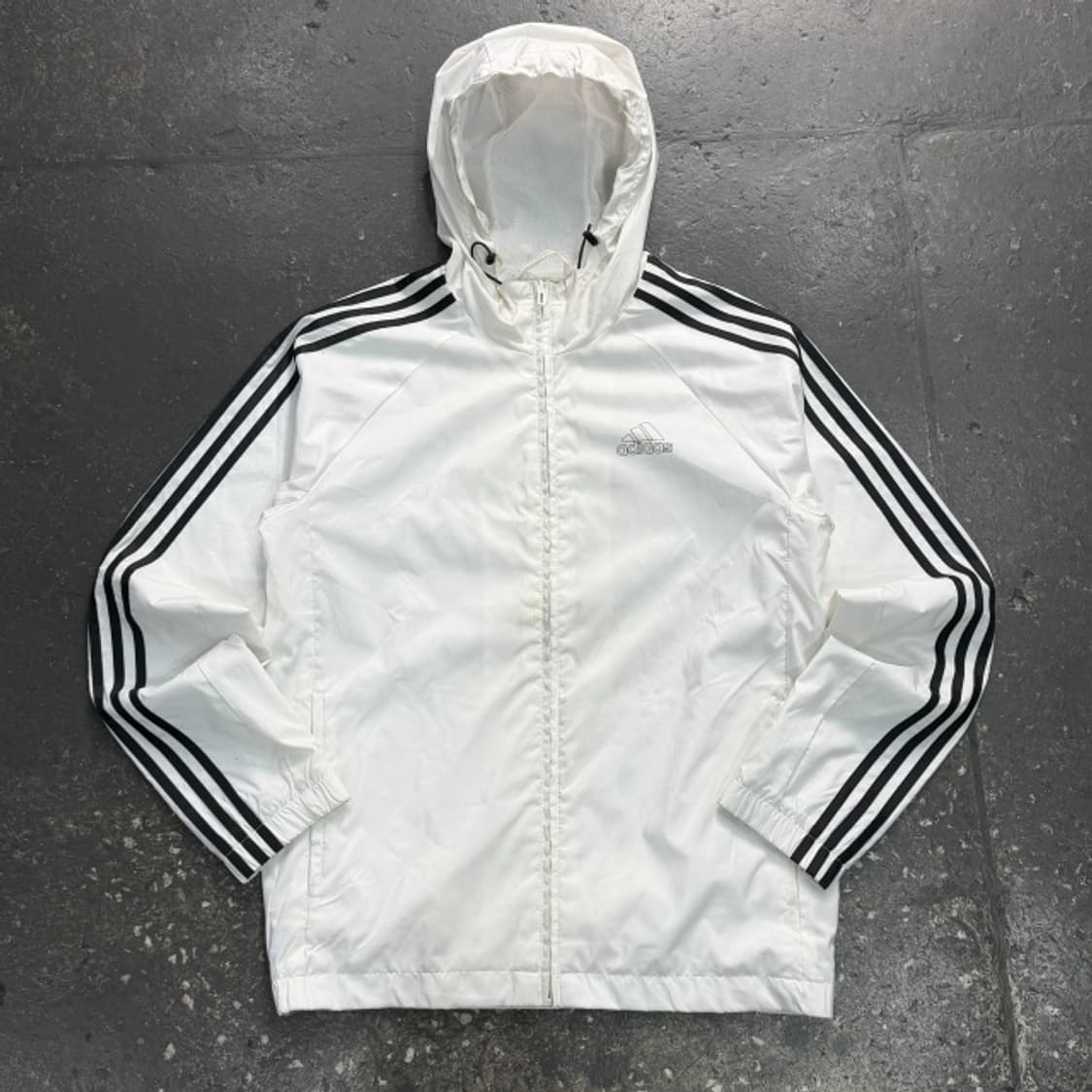 100 아디다스 화이트 바람막이 상품이미지1