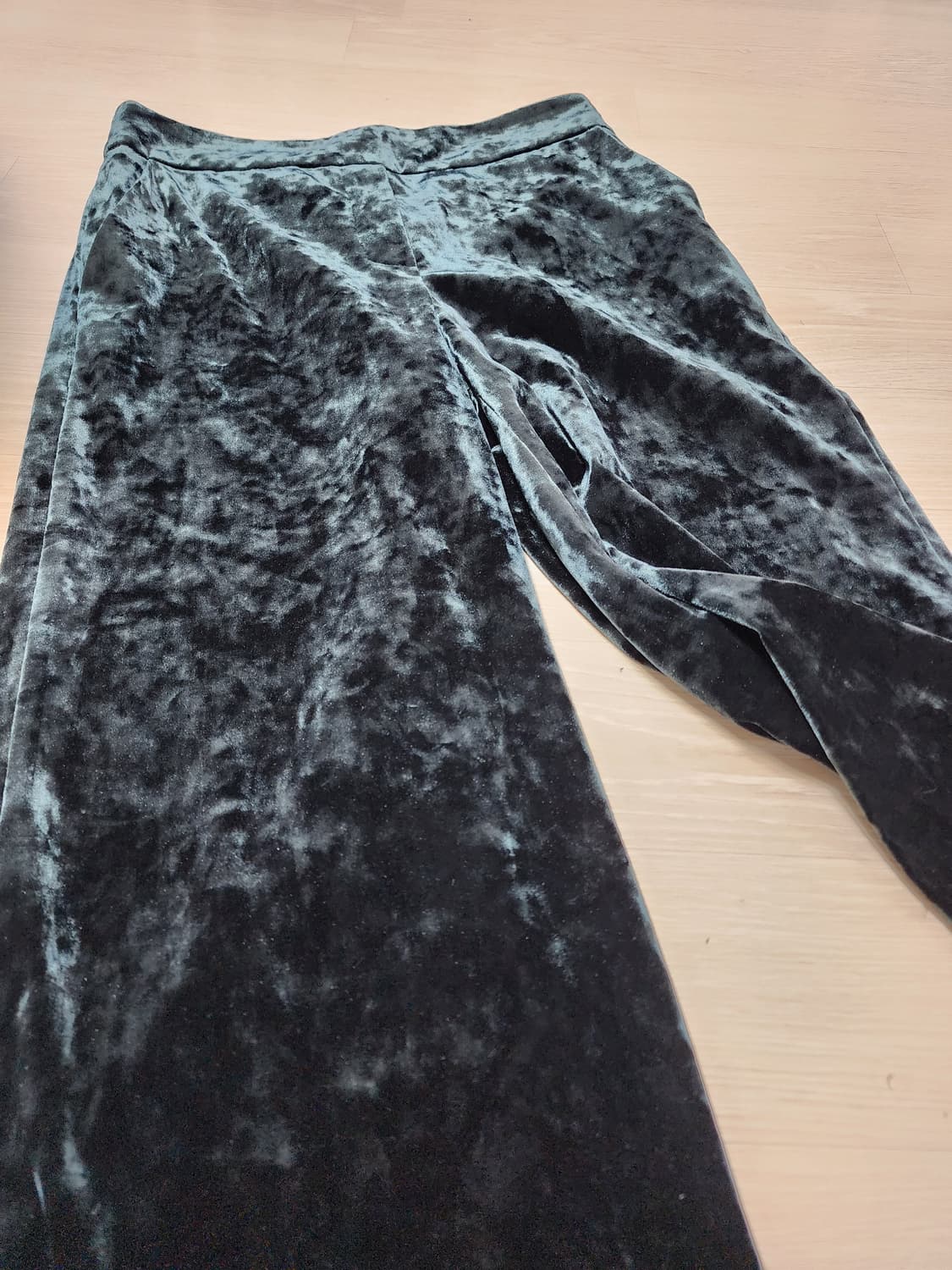 한섬 세컨플로어 벨벳 와이드 팬츠 상품이미지8