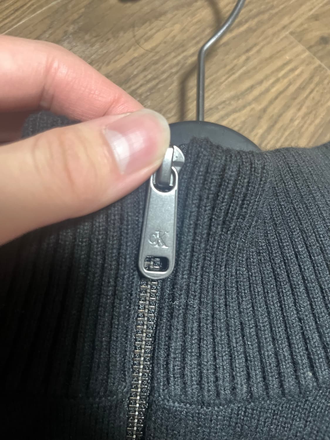 캘빈클라인 반 집업 니트 상품이미지5