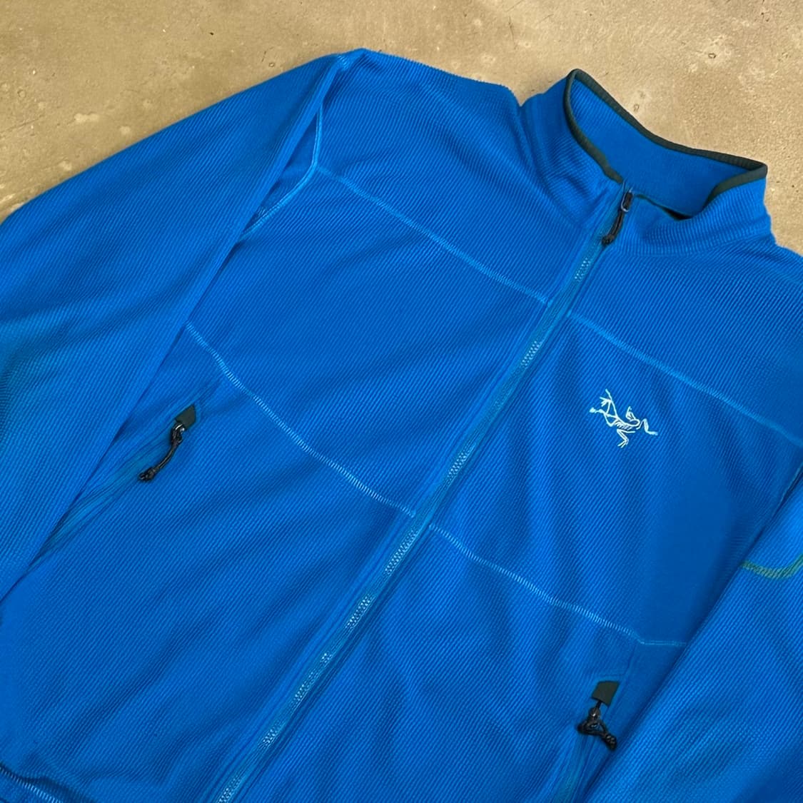 L 아크테릭스 스카이블루 델타 LT 자켓 상품이미지1