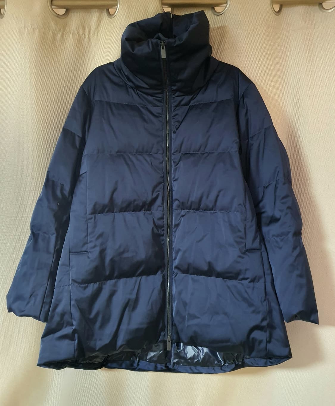 (상태최상) 유니클로 질샌더 여성 볼륨 다운 패딩 free 상품이미지1