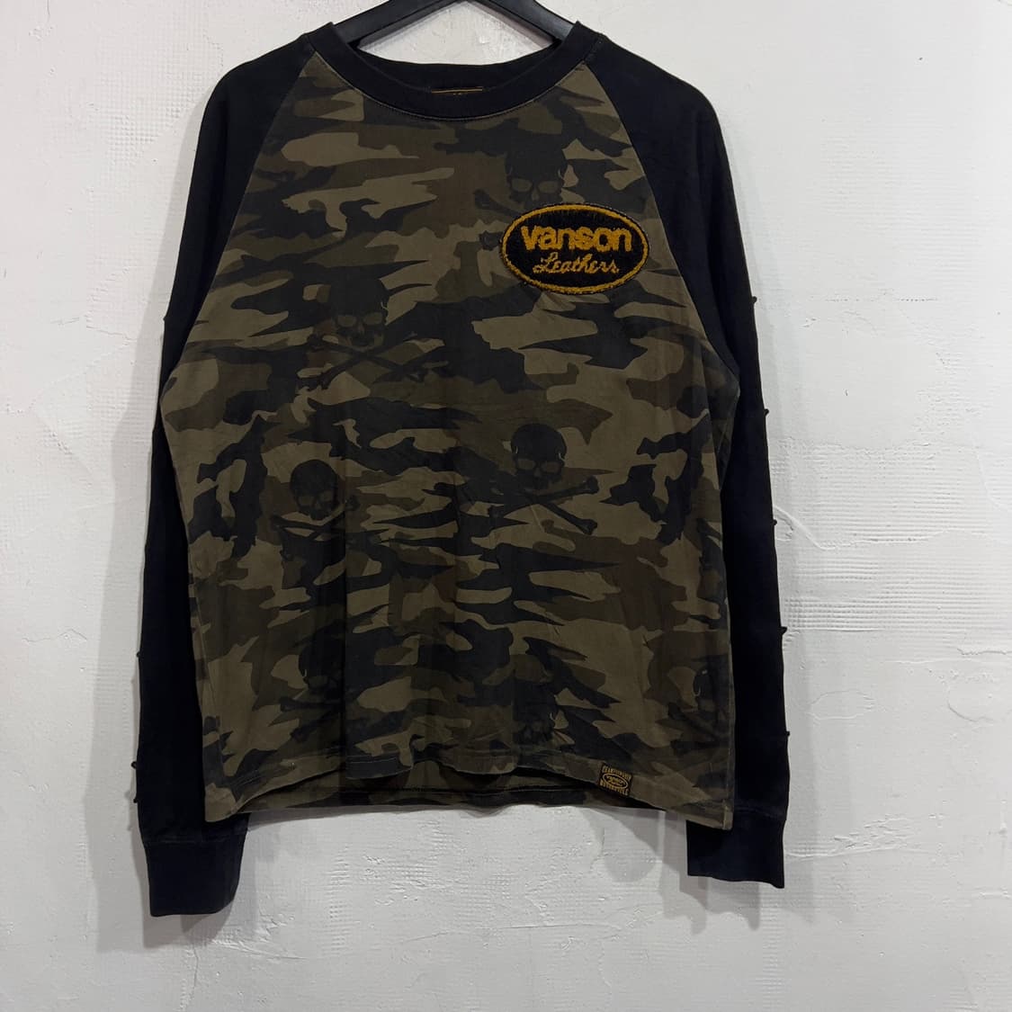 밴슨 아카이브 스컬티셔츠 상품이미지2