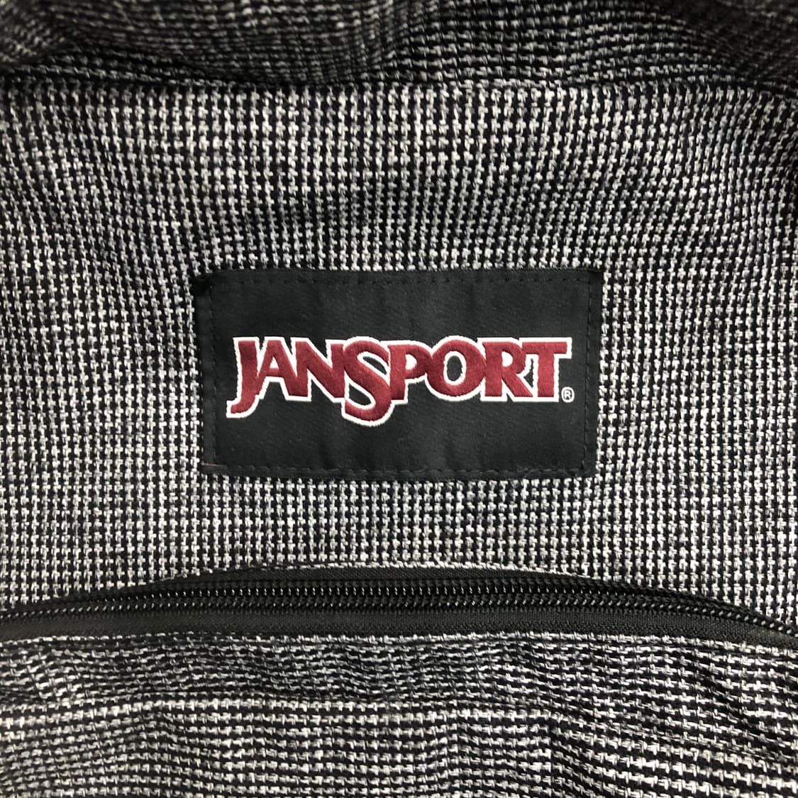 잔스포츠 라이트팩 백팩 상품이미지2