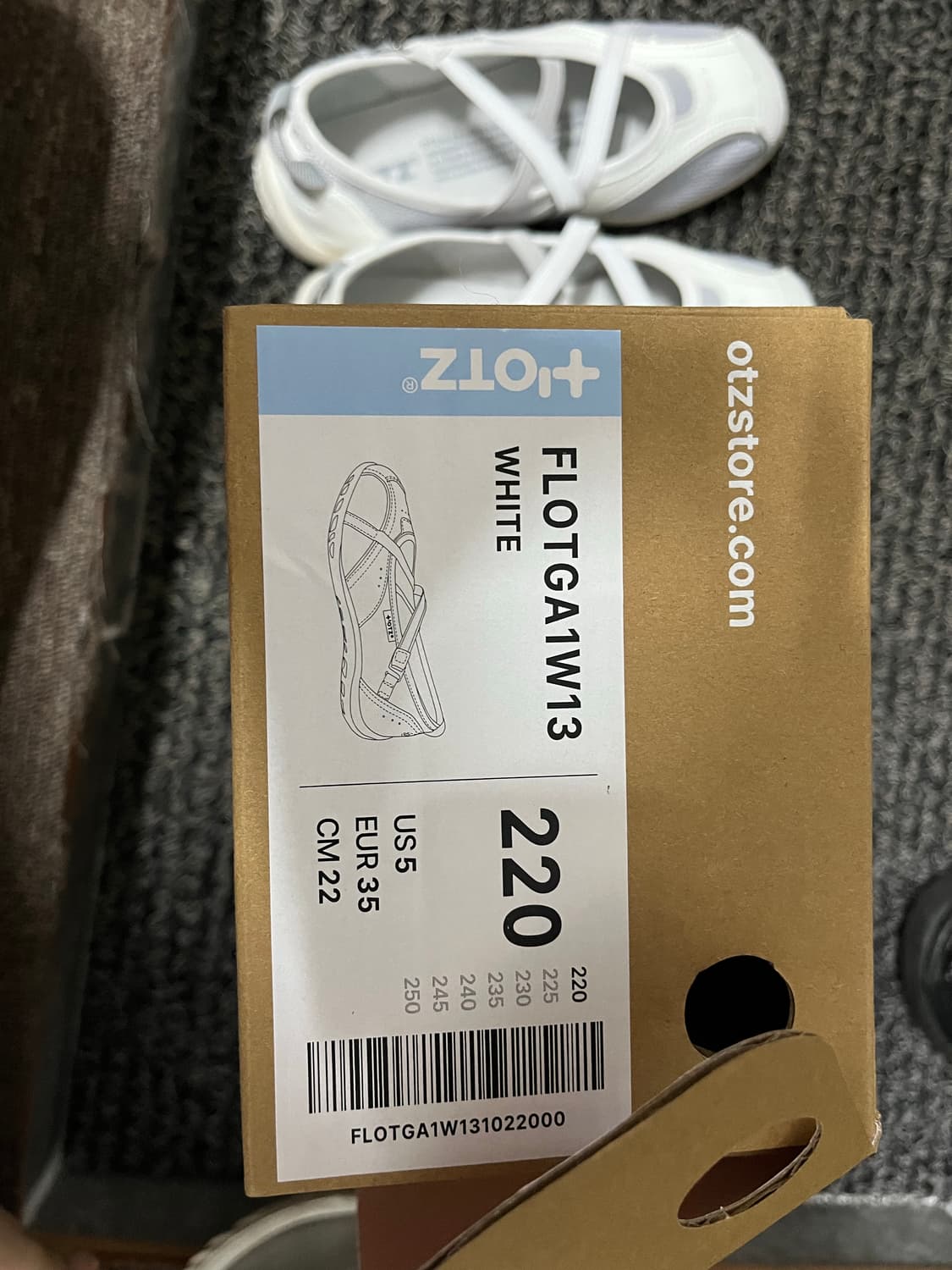 오찌 otz 로마리 밴딩 스니커즈 화이트 220 상품이미지8