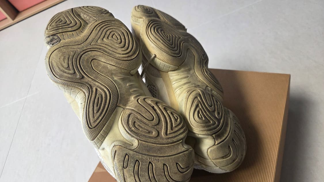 아디다스 이지부스트 500 슈퍼문 옐로우   상품이미지6