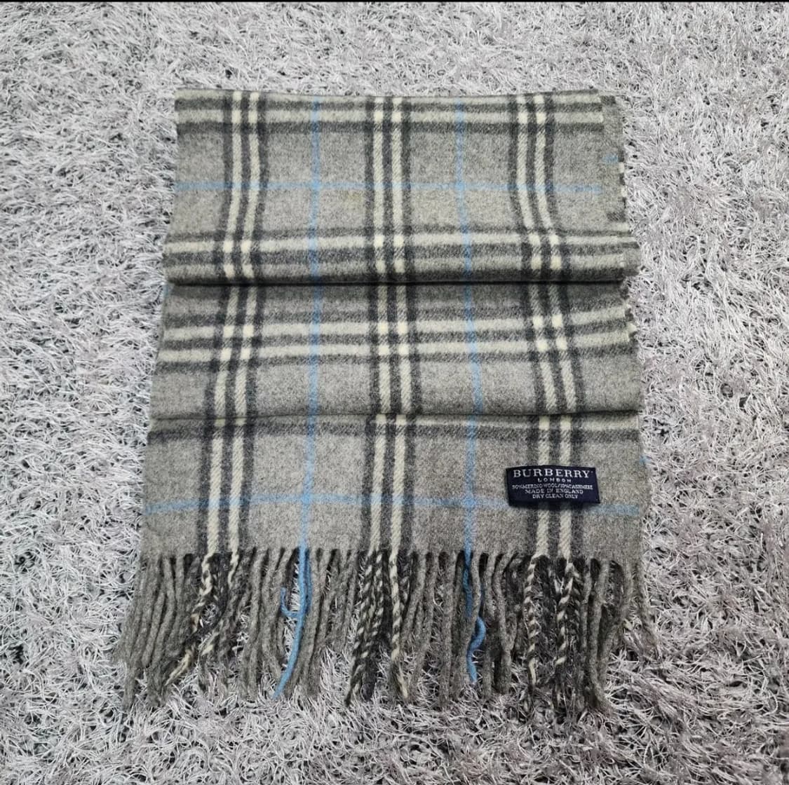 버버리 캐시미어혼방 머플러 상품이미지1