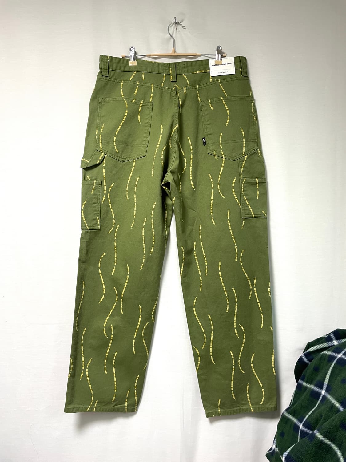 새상품) LMC 엘엠씨 프린팅 카펜터 트윌코튼 워크팬츠 데님팬츠. 그린 상품이미지3