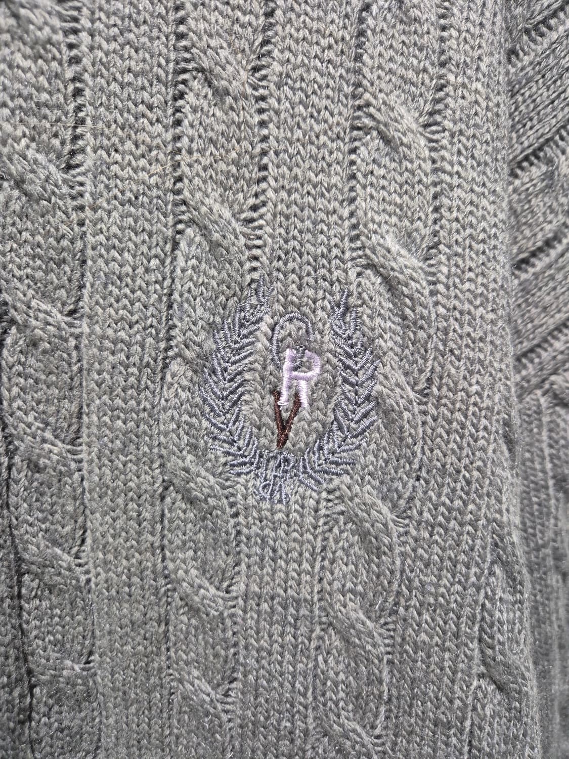 카라 케이블 니트 스웨터 그레이 상품이미지3