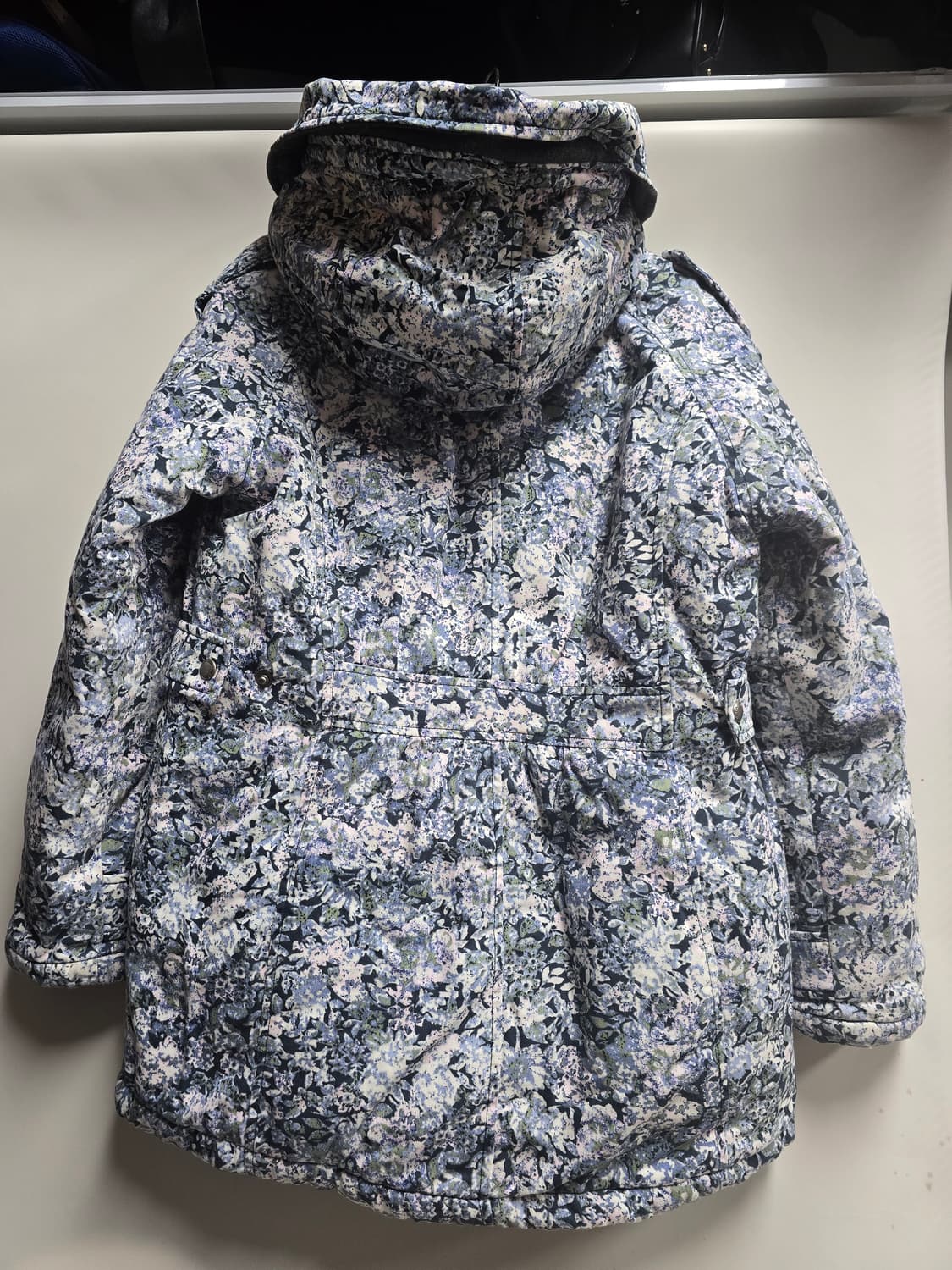 써스데이아일랜드 플라워 야상 패딩 S 상품이미지4