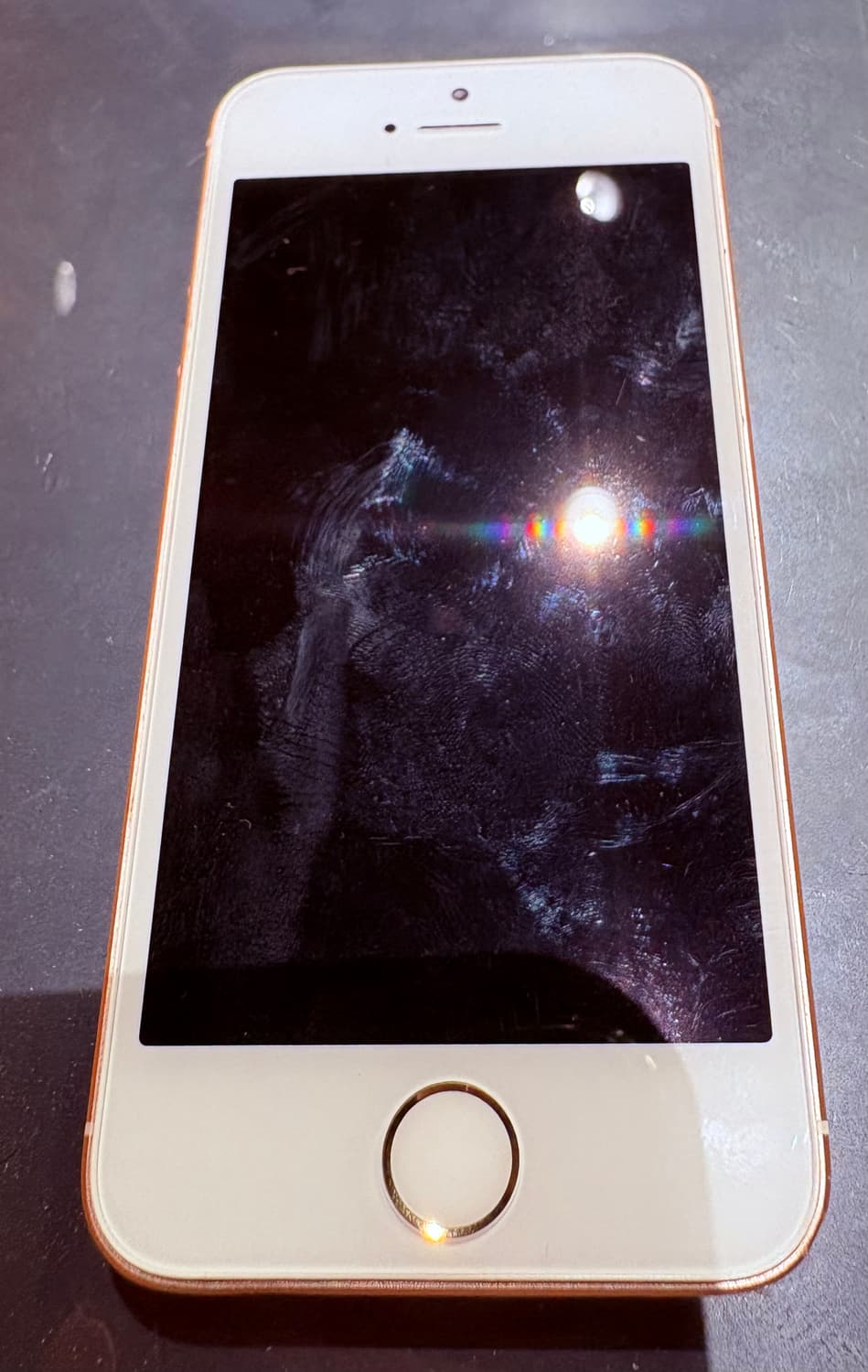 아이폰 se1 로즈골드 64 무음 판매합니다 상품이미지1