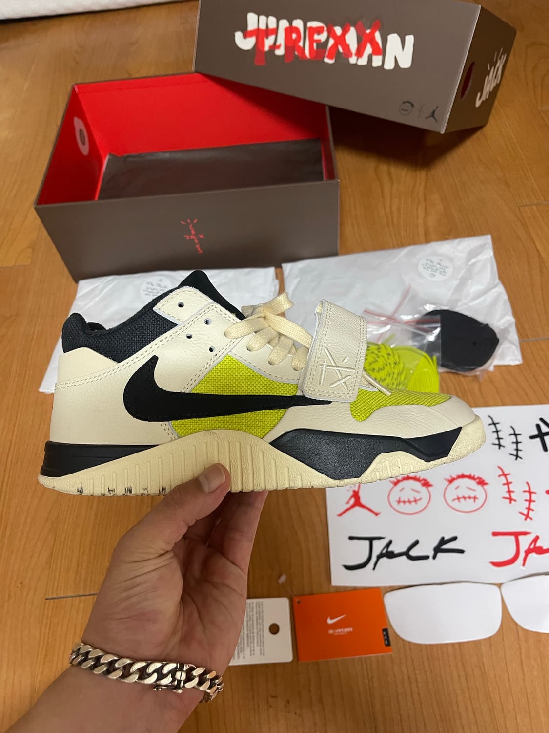 조던 x 트래비스 스캇 점프맨 잭 TR 상품이미지2