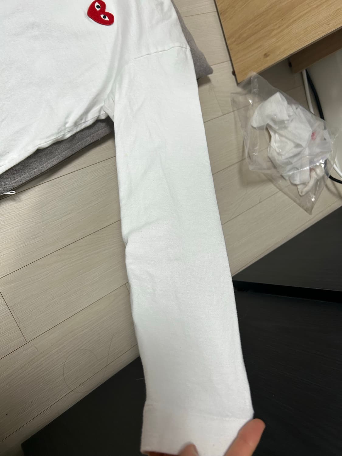 꼼데가르송 롱슬리브 티 상품이미지5