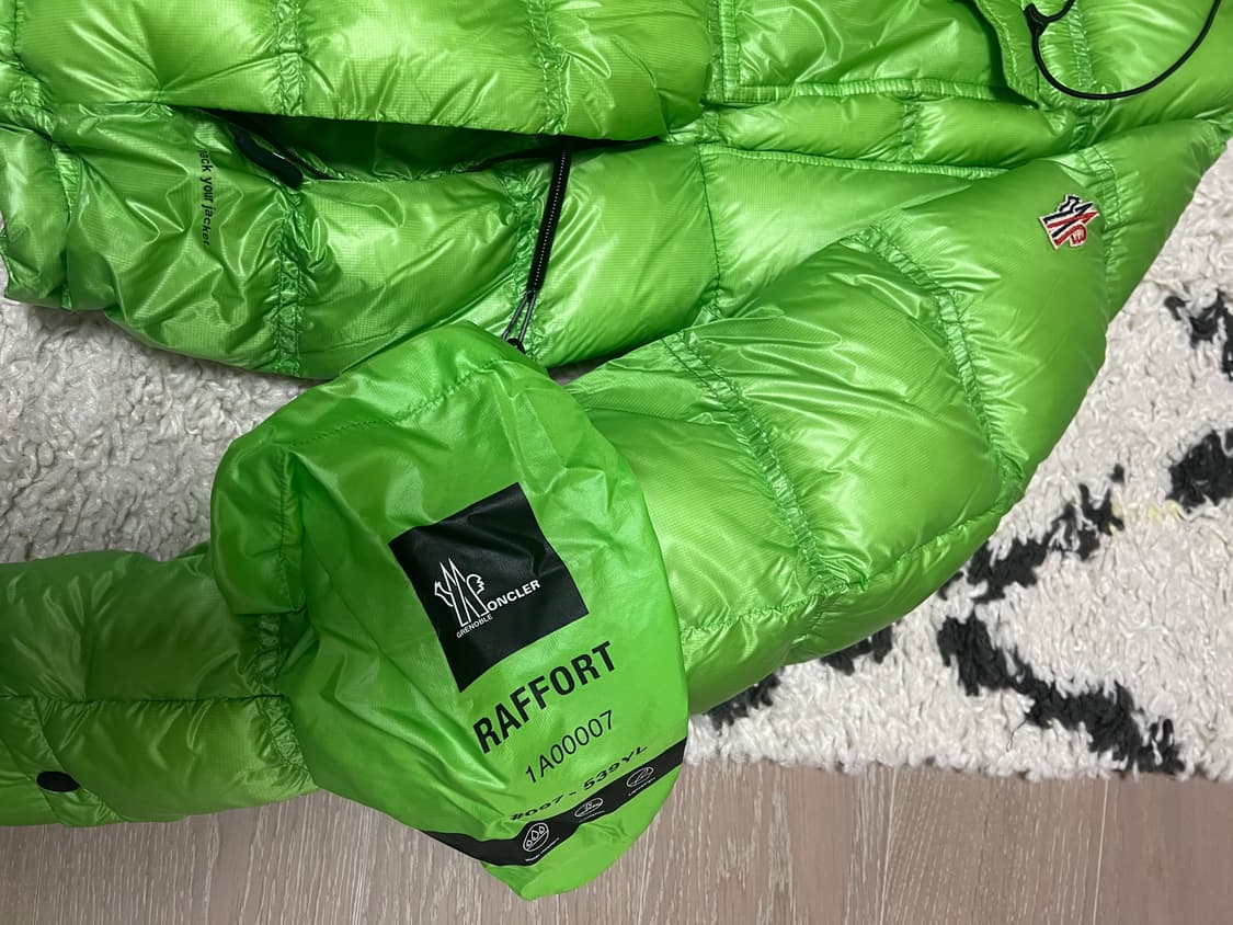 몽클레어 패딩 팝니다 상품이미지4