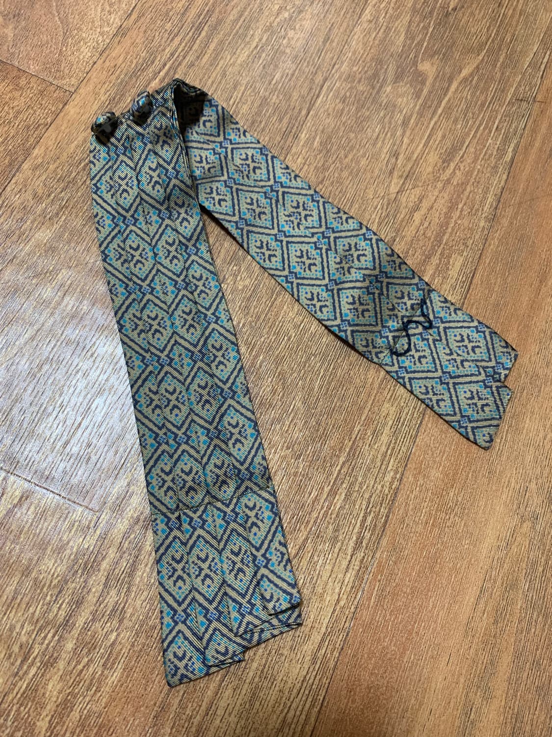 BALENCIAGA 발렌시아가 핸드 커프스(실크)묶음판매 상품이미지9