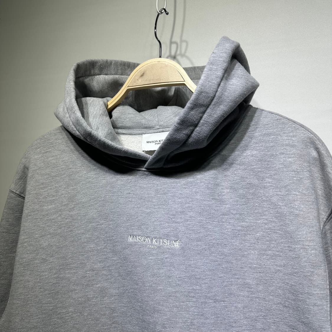 매종키츠네 그레이 후드 판매합니다 상품이미지1