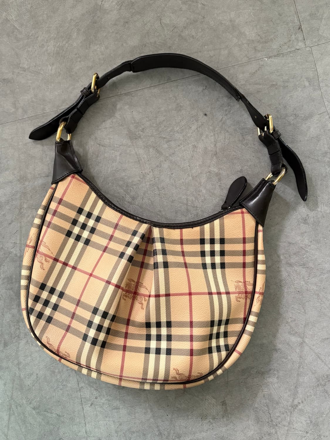 Burberry 버버리 노바체크 호보백 상품이미지2