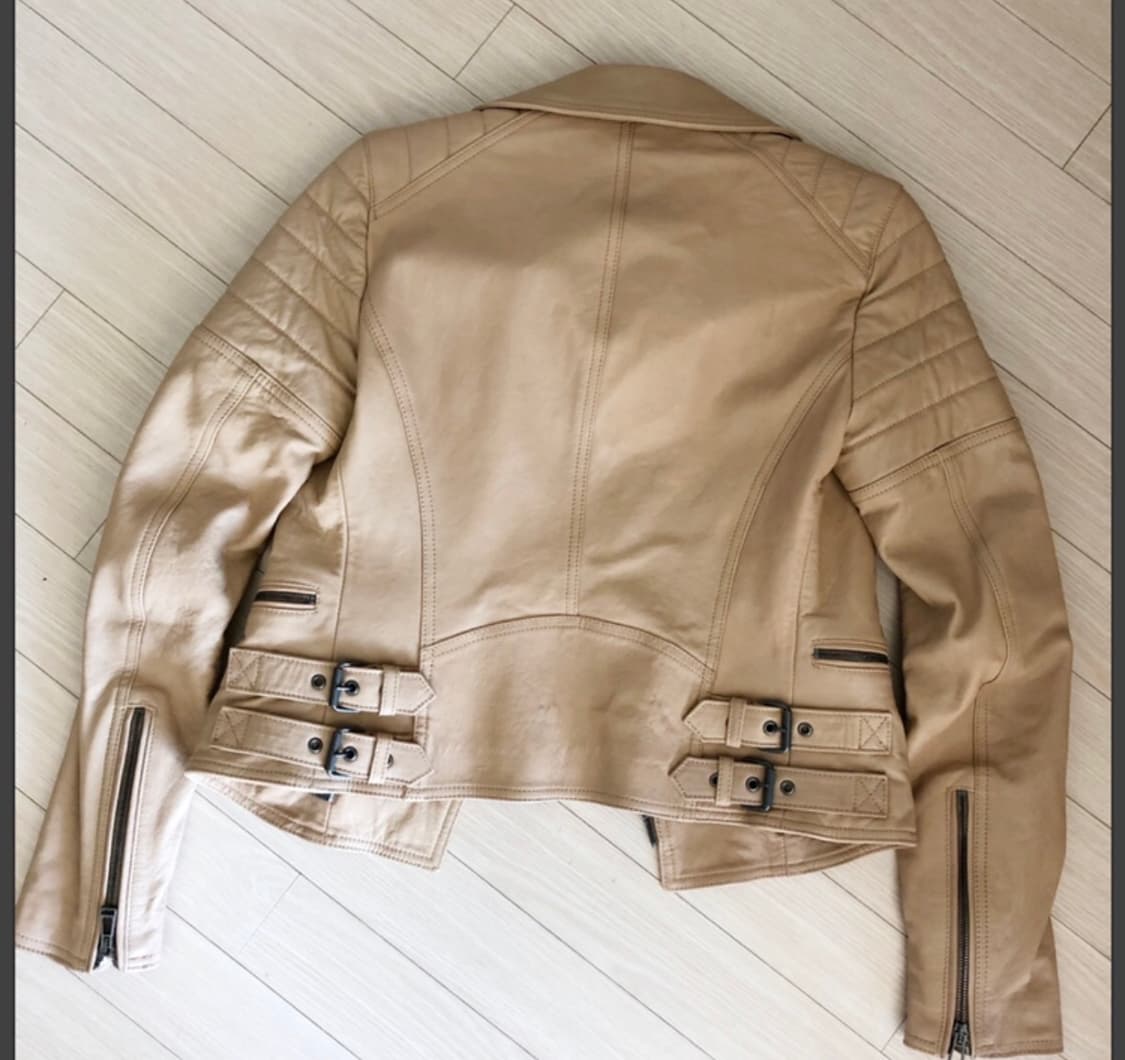 44반 마른55 새상품 매장가340만 벨스타프 가죽 레더 자켓 상품이미지8